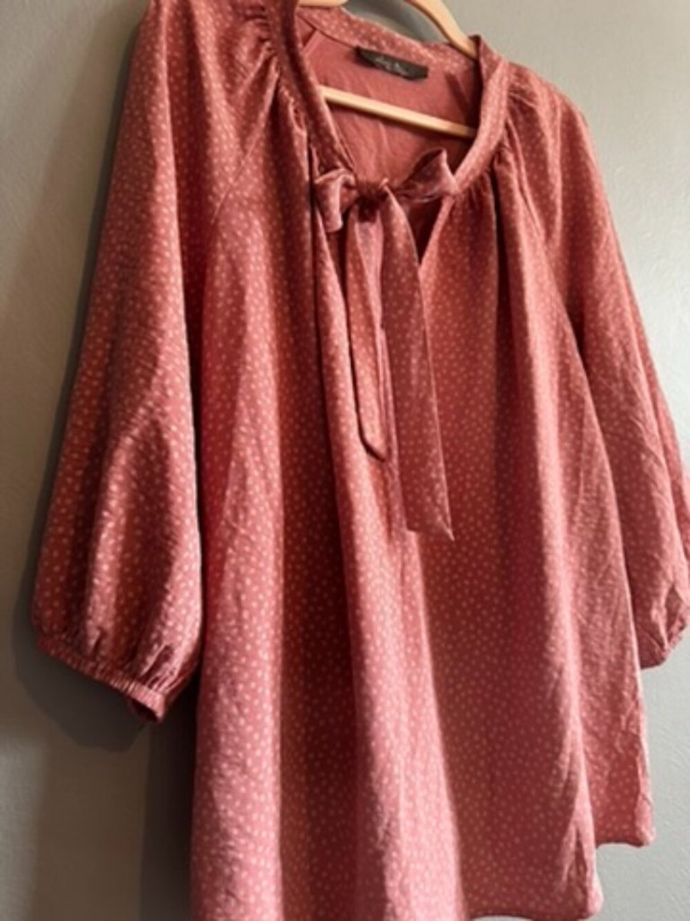 Olivia & Martin Pink & White Tie-Front Top - Size 2X